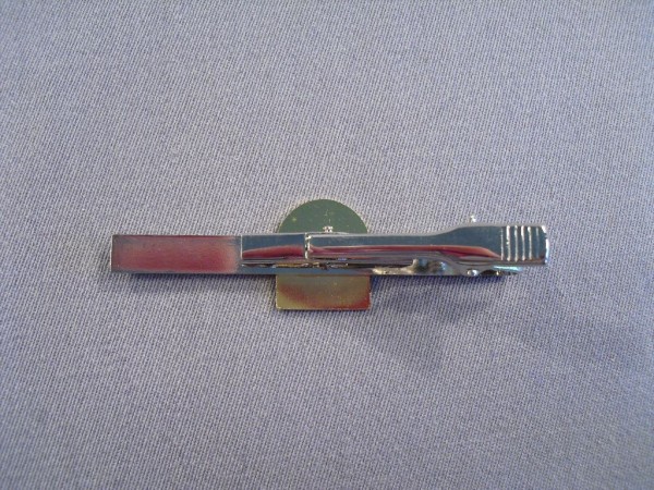 Niedersachsen: Krawattenspange mit Armabzeichen Niedersachsen neue Art, für Damen, blau, 2 Stück