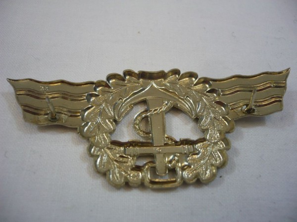 Tätigkeitsabzeichen, Seefahrendes Personal, Grosse Ausführung, Wellen- Kranz mit Anker, Neues Modell mit Splinten, Silber, Metall