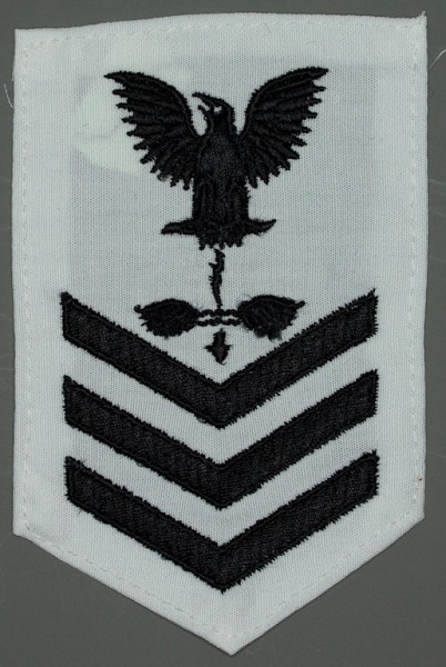 Armabzeichen für Hemden, Dienstgrad mit Laufbahnabzeichen, AW Aviation Antisubmarine Warfare Operator, Petty Officer First Class 