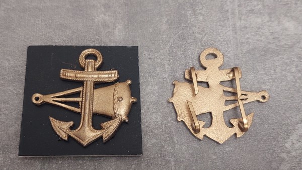 Kaiserliche Marine Epaulettenauflage Speerwaffen gold