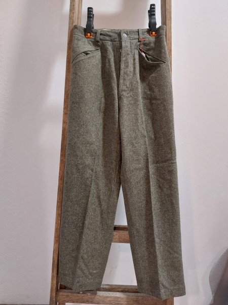Schweden Feldhose M39 felldgrau noch ohne Seitentaschen - gestempelt A.G.B.1941 Größe 92