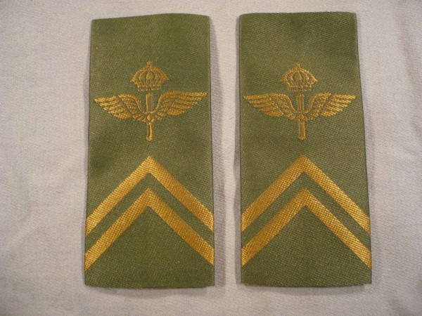 Rangschlaufen Stabsgefreiter- Oberstabsgefreiter/ Korpral/ Corporal- Specialist Luftwaffe, grün