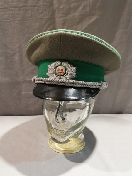 DDR Schirmmütze Offizier NVA Grenztruppen Größe 55 hergestellt 1965