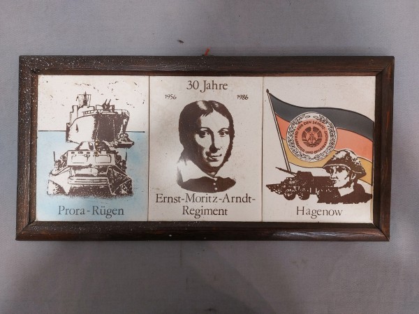 Wandplatte Kacheln - 30 Jahre Ernst Moritz Arndt Regiment 1956 -1986 - Hagenow und Prora Rügen