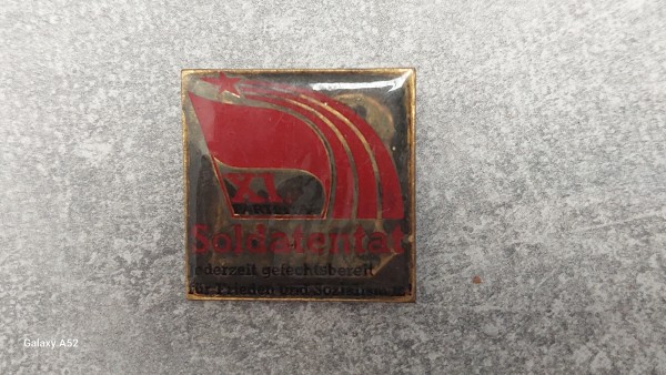 Plakette Soldatentat XI.Parteitag DDR