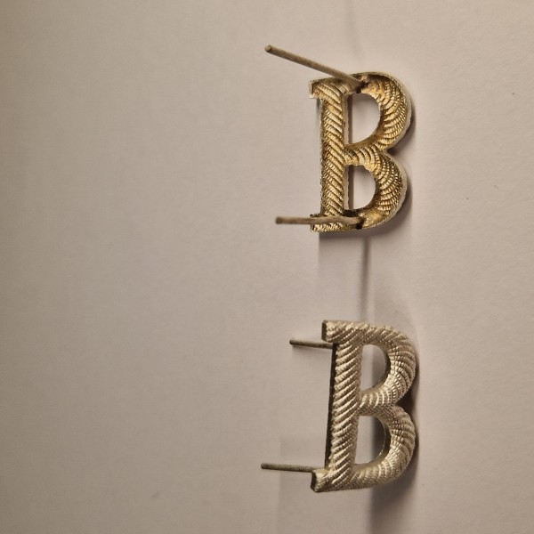 Deutsches Reich Schulterklappenauflage B silber/weiß
