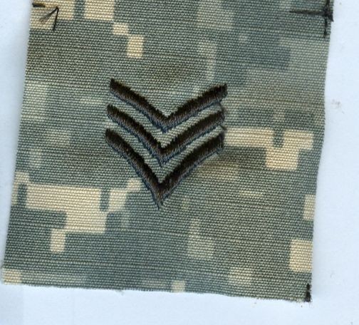 Dienstgradabzeichen, Kragenabzeichen, ACU Digital, ohne Klett, Sergeant