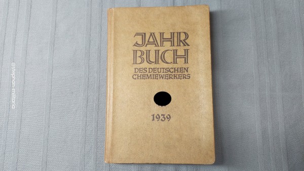 Literatur: Jahrbuch des Deutschen Chemiewerkers 1939
