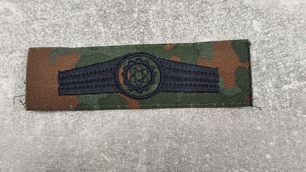 Tätigkeitsabzeichen, Technisches Personal (Heer) Versorgungspersonal (Luftwaffe) schwarz auf Fleckta