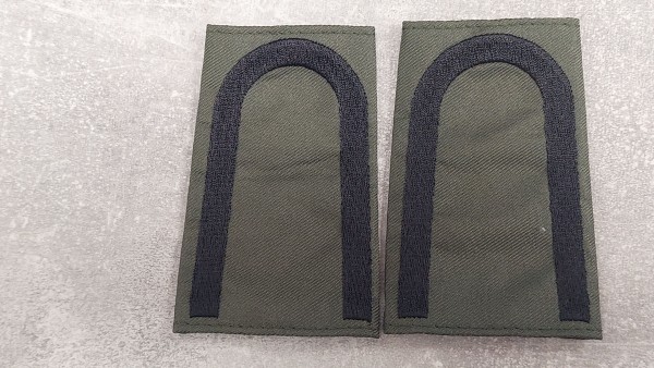 Bundeswehr Rangschlaufen Unteroffizier schwarz auf oliv