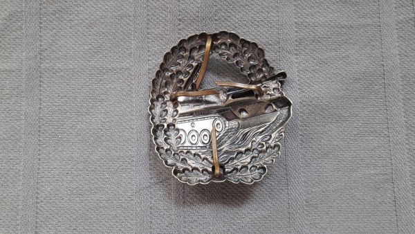 Barettabzeichen Panzertruppe Metall altsilber