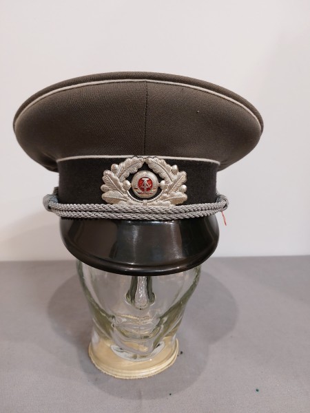 DDR Schirmmütze Offizier NVA Landstreitkräfte Größe 58 hergestellt 1988