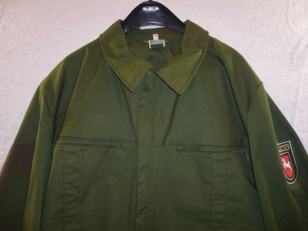Niedersachsen: Jacke, Einsatzjacke mit Hose, Polizei Niedersachsen  Jacke *+Größe 58+*, Hose *+Größe 52+*, Grün, Neu