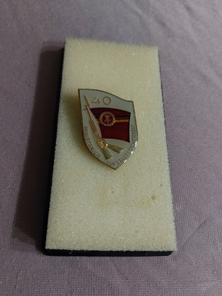 DDR Erinnerungsabzeichen 40 Jahre Ministerium für Staatssicherheit