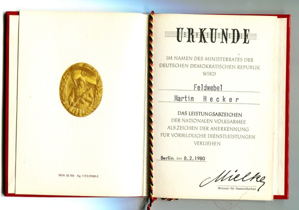 DDR Urkunde Leistungsabzeichen NVA Feldwebel Staatssicherheit MfS Stasi