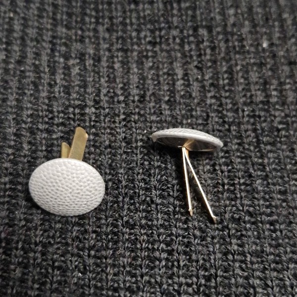 Wehrmacht Splintknopf für Schiemmützen Knopf grau gekörnt mit Splinte 12mm