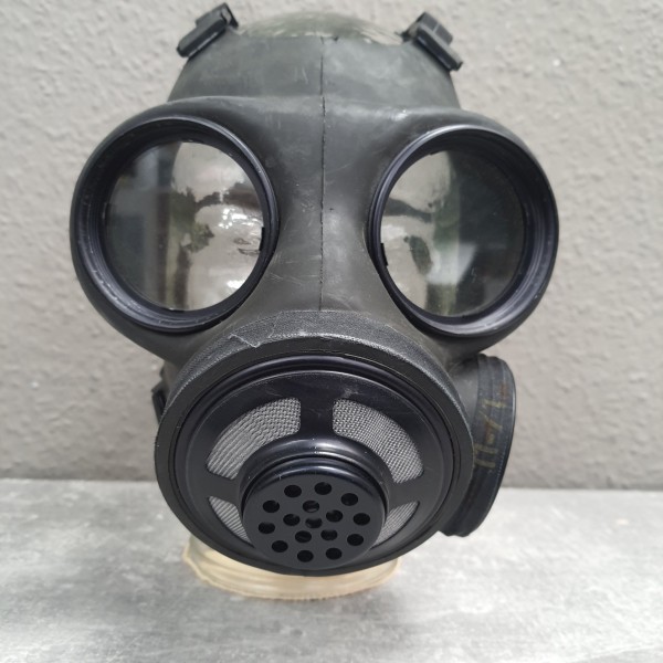 Dänemark Gasmaske GTR 71 mit Filter M/69 - beides gestempelt 1971