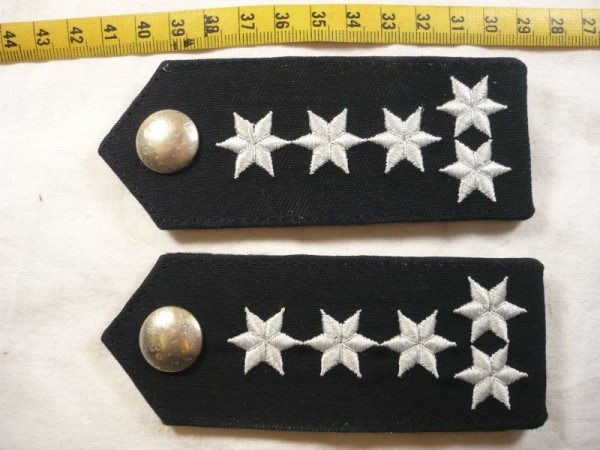 Allgemein: Schulterklappen Polizei blau, 5 Sterne weiß, Druckknopf silber geätzt