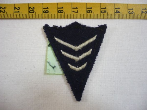 Baden-Wuerttemberg: Kragenspiegel, Polizei Baden-Württemberg, alte Art, Oberwachtmeister, 3 Winkel silber auf blau