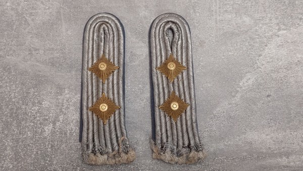 Schulterstücke Wehrmacht Hauptmann der Transporteinheiten Original