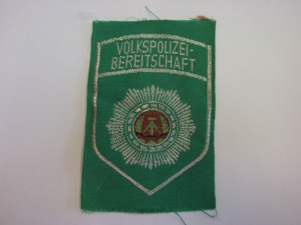 Armabzeichen, Vopo hellgrün mit Aufschrift Volkspolizei Bereitschaft