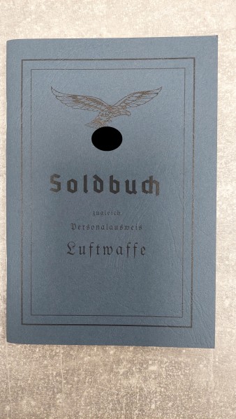 Soldbuch der Luftwaffe ohne Eintragungen