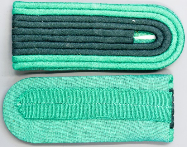 Schulterklappen, Volkspolizei- VoPo, Unterwacht- meister, Schulterklappen für Felddienstuniform, Neu