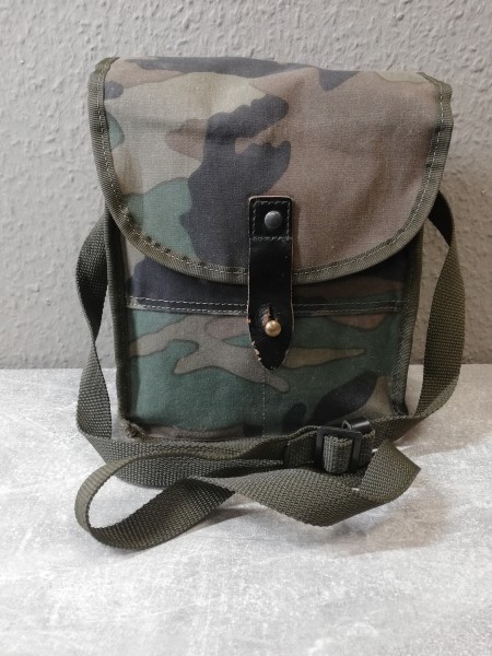 Polen Armee Fernglas PZO 7x45 mit Tasche