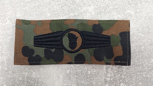 Bundeswehr Tätigkeitsabzeichen Militärischer Abschirmdienst MAD schwarz auf flecktarn