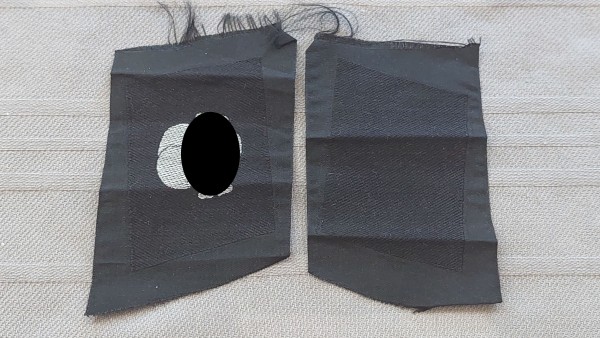 Kragenspiegel Waffen XX Totenkopf Division Offizier gewebt