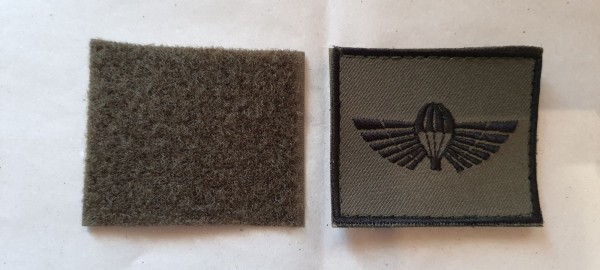 Fallschirmspringerabzeichen Australien schwarz auf oliv mit Klett SASR - Australian Special Air Service Regiment