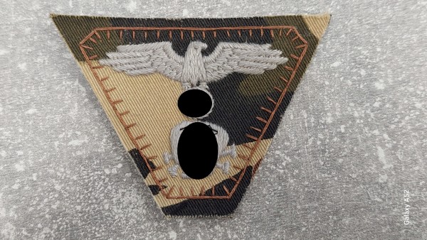 Mützenadler und Totenkopf XX Mannschaften für M41 auf Tarn handgestickt