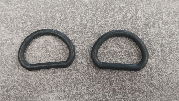 Bundeswehr D-Ring Plastik ca.26mm oliv 2Stück
