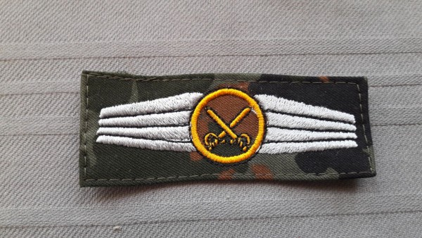 Tätigkeitsabzeichen, Personal im allgemeinen Heeresdienst, gold auf flecktarn 
