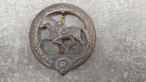3.Reich Deutsches Pferdepflegerabzeichen mit R, Gold Kopie