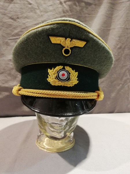 Wehrmacht Heer Schirmmütze für einen General - mit Effekten Größe 59