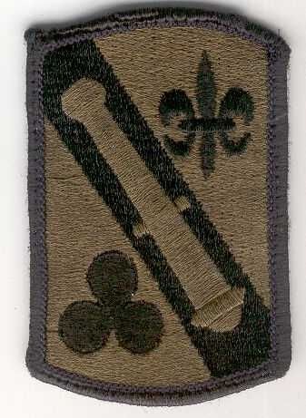 Armabzeichen 42nd Field Arty Bde., tarnfarben ( OD )