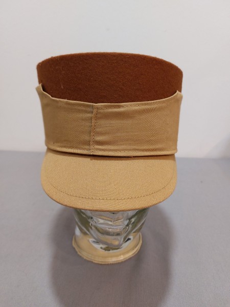 3.Reich Kappe der SA, braun mit Gebietsfarbe Mittelrhein und Niedersachsen braun Grösse 57