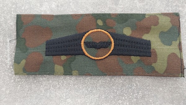 Bundeswehr Tätigkeitsabzeichen Stabsdienst Luftwaffe gold / Schwarz auf flecktarn