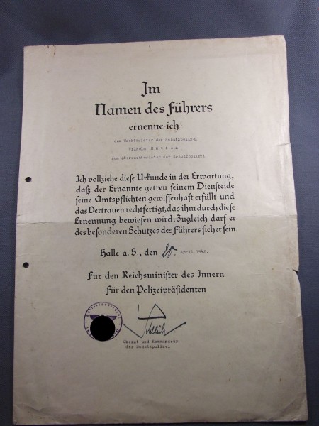Urkundennachlass des Wachtmeisters der Schutzpolizei W. Hütten, 1.Wachtmeister Kompanie, XX- Pol.Geb.Jäg. Rgt 18 