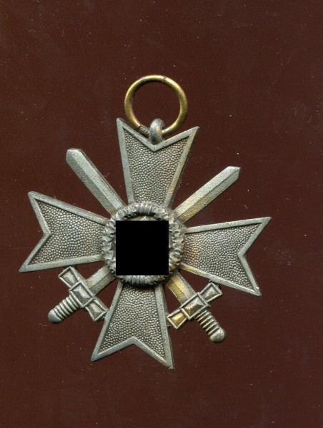 Wehrmacht Kriegsverdienstkreuz 2.Klasse mit Schwertern in Zink Hersteller 113