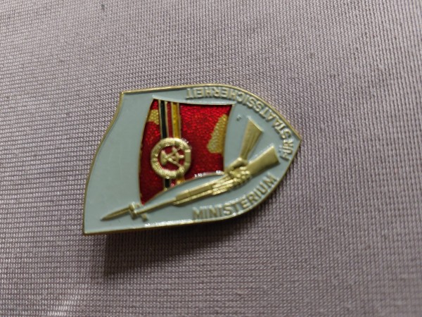 DDR Erinnerungsabzeichen ohne Jahreszahl Ministerium für Staatssicherheit