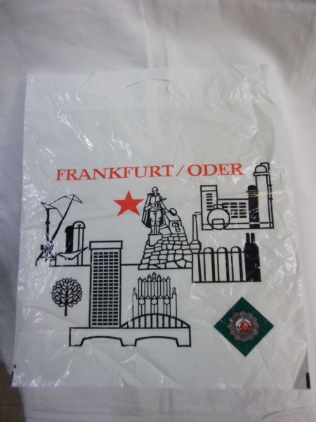 Tragetasche Plastik RETRO #Frankfurt / Oder# ein mast have für alle DDR Fans