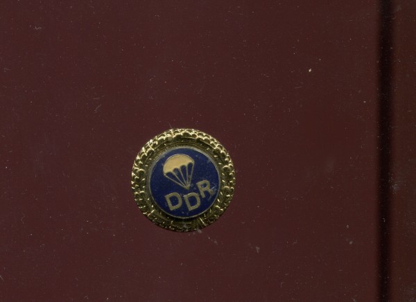 DDR GST Fallschirmsport Leistungsabzeichen in Gold Bartel 358c