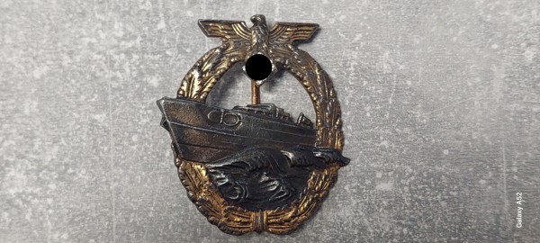 Schnellboot- Kriegsabzeichen 2.Form mit Brillianten (Faksimili)