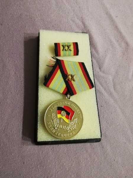 DDR Medaille für treue Dienste in den Grenztruppen in Gold XX Bartel 283c