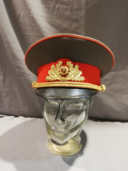 DDR Schirmmütze General Landstreitkräfte NVA hergestellt 1981 - Größe 59