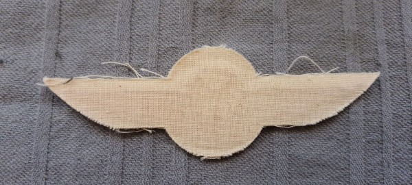 Tätigkeitsabzeichen Bordmechaniker, gold auf weiß ganz gold