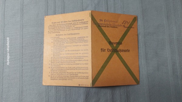 3.Reich Ausweis für Luftschutzwarte Hamburg-Nienstedten 1941