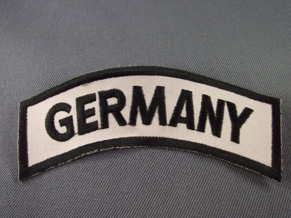 Schriftbogen Germany schwarz auf khaki